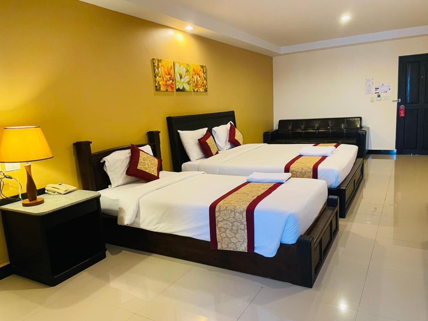 Hotel The Grand Day Night Pattaya Zewnętrze zdjęcie