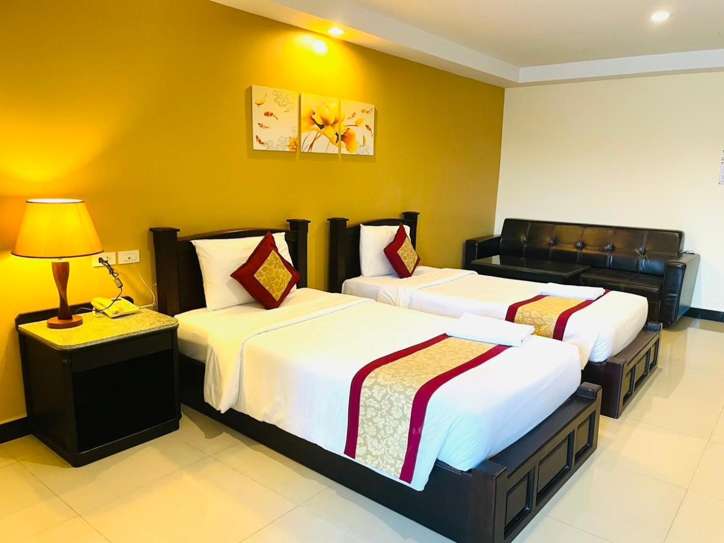 Hotel The Grand Day Night Pattaya Zewnętrze zdjęcie